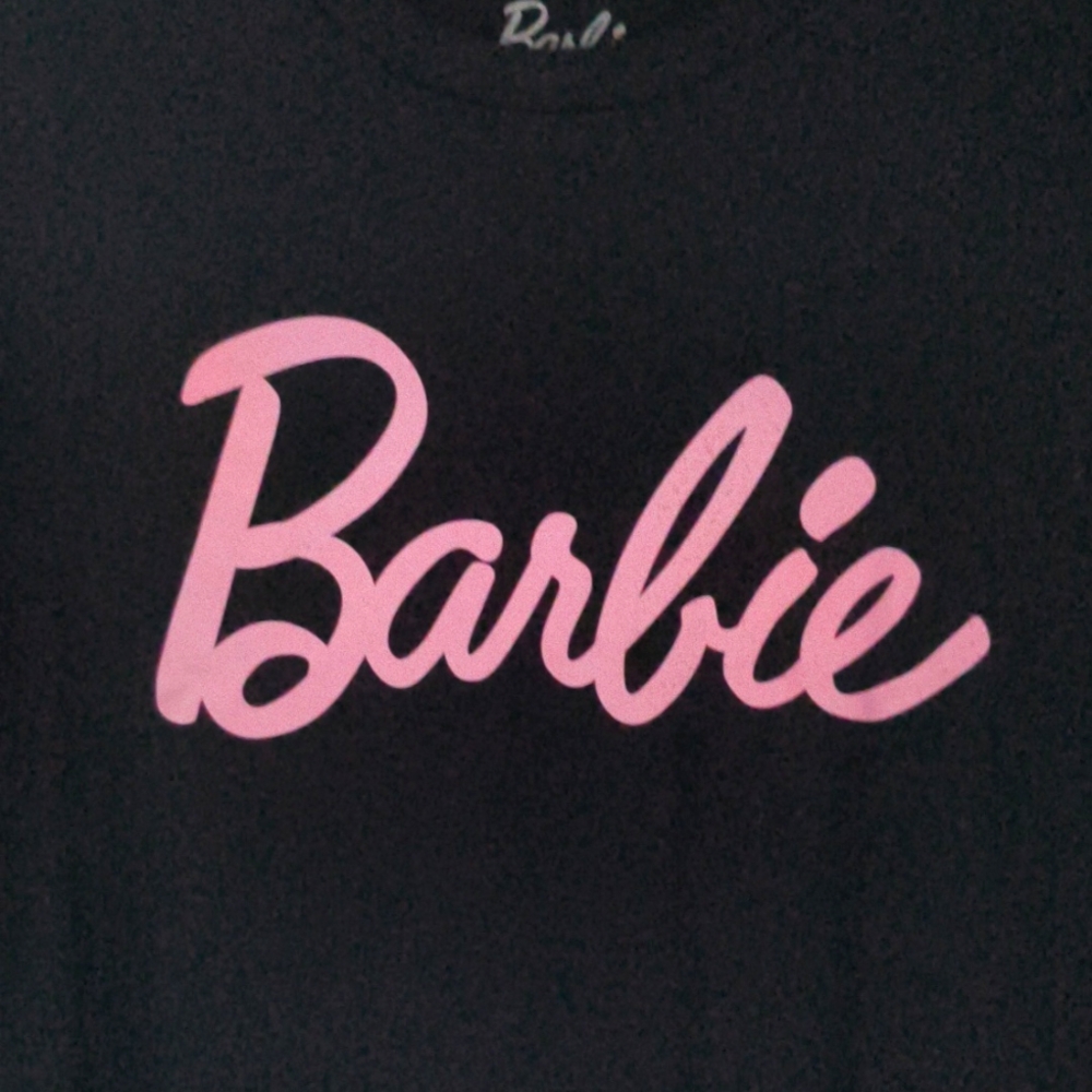 Brand new with Tags !!! Barbie XL Black T-Shirt - Picture 2 of 5